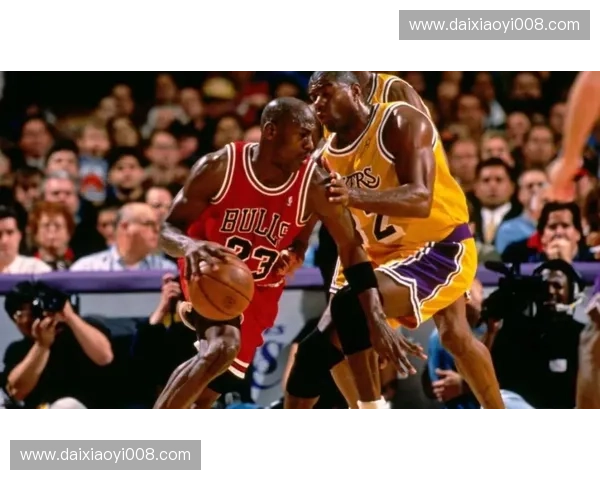围绕1998年NBA赛季乔丹巅峰之战揭示公牛王朝谢幕传奇历史与经典对决